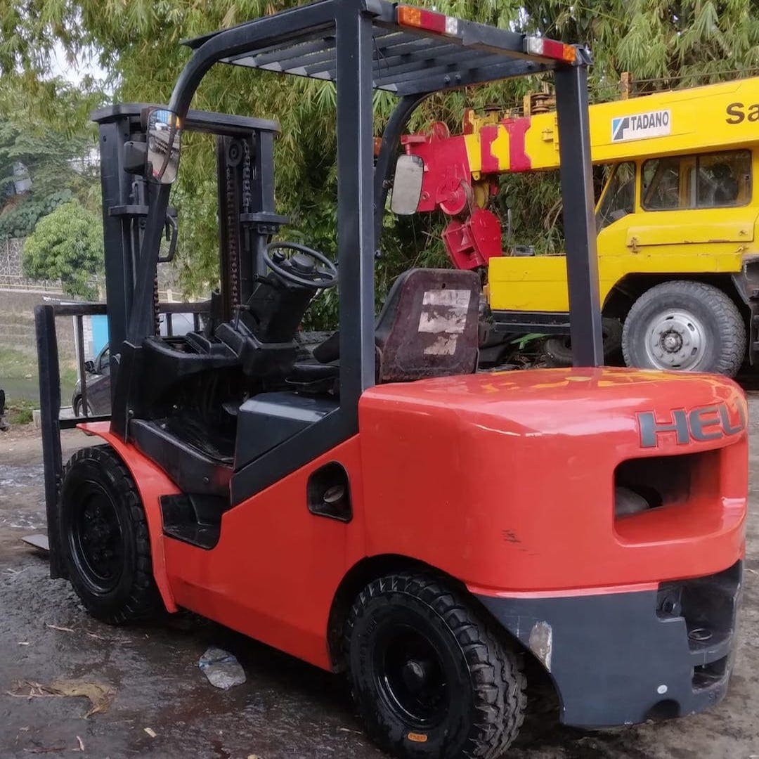 Gambar Jasa Layanan Sewa Forklift